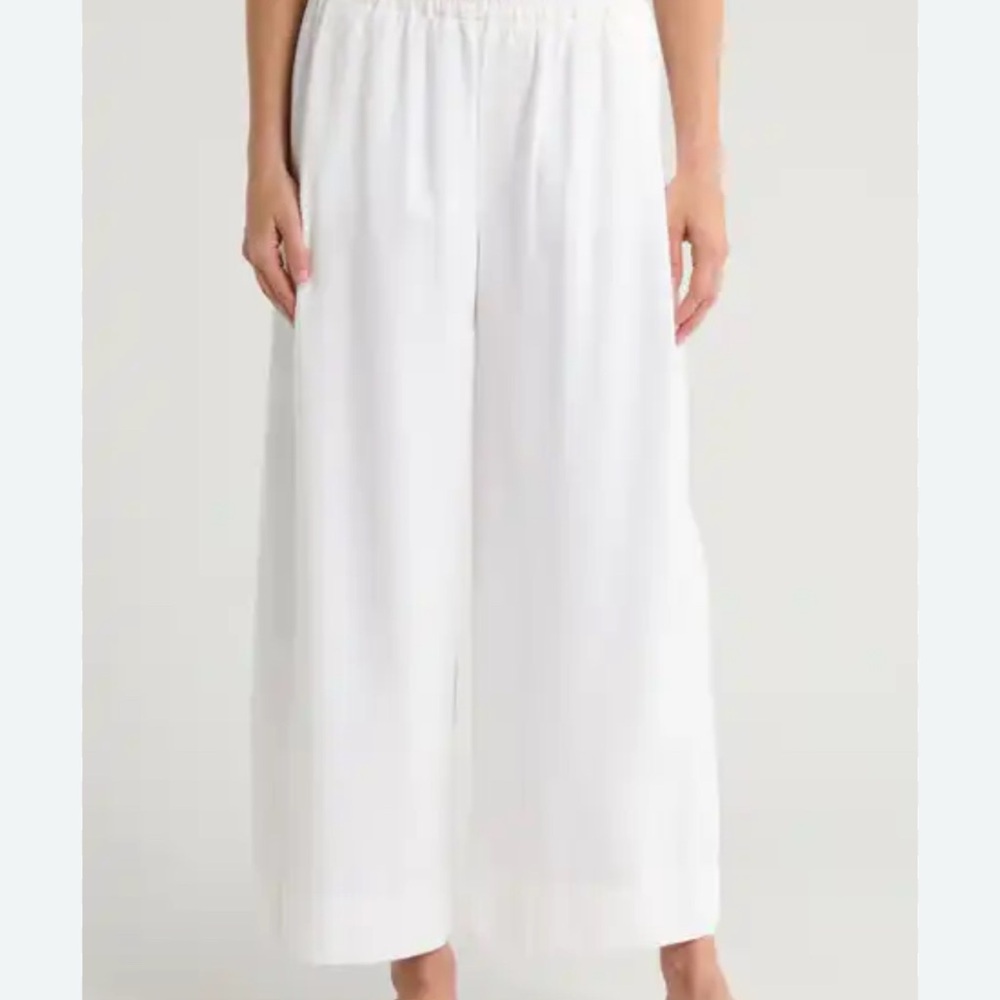 Bundle 2+ items for 30% off H&M White Wide-Leg Women's Pants